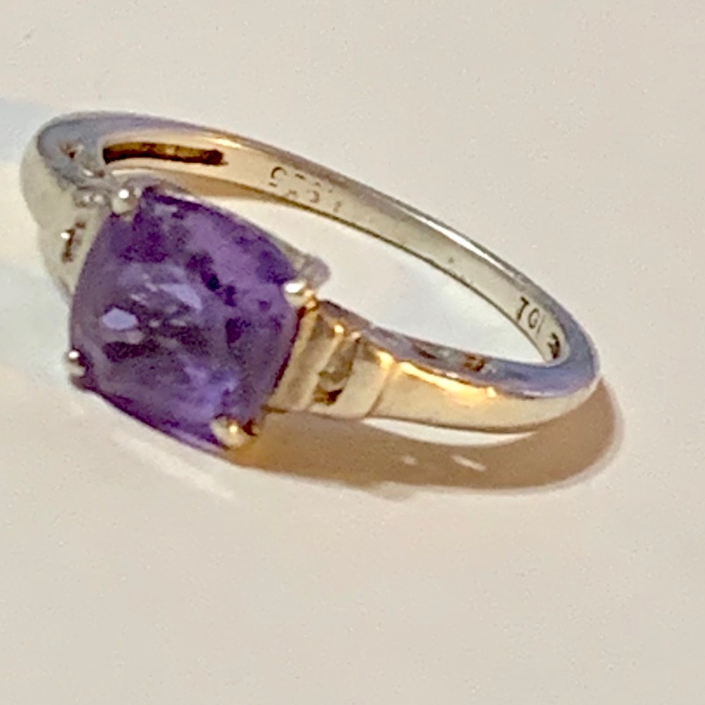 ON Hold for TRADE ✨Color Change Sapphire Vintage - Picture 7 of 8